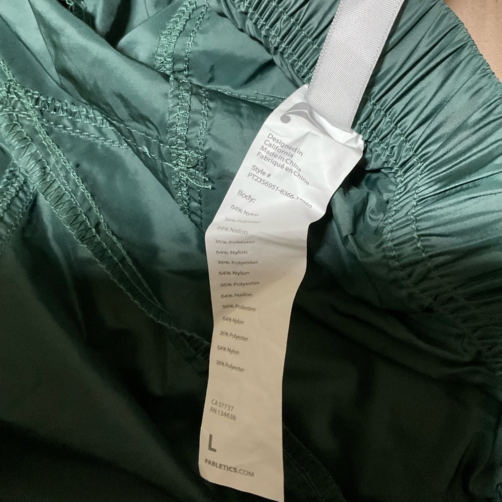 Fabletics Lightweight Deep Green Cargo Jogger Pan… - image 6